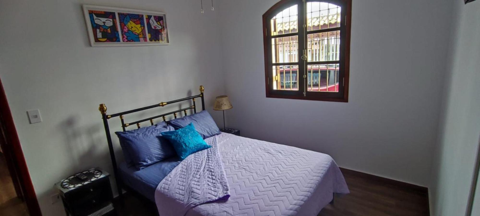 Casa Rosa de Peruíbe - Casa de Temporada 3 dormitórios, 10 hóspedes, piscina, wi-fi, netflix, 800 metros da praia Exterior foto