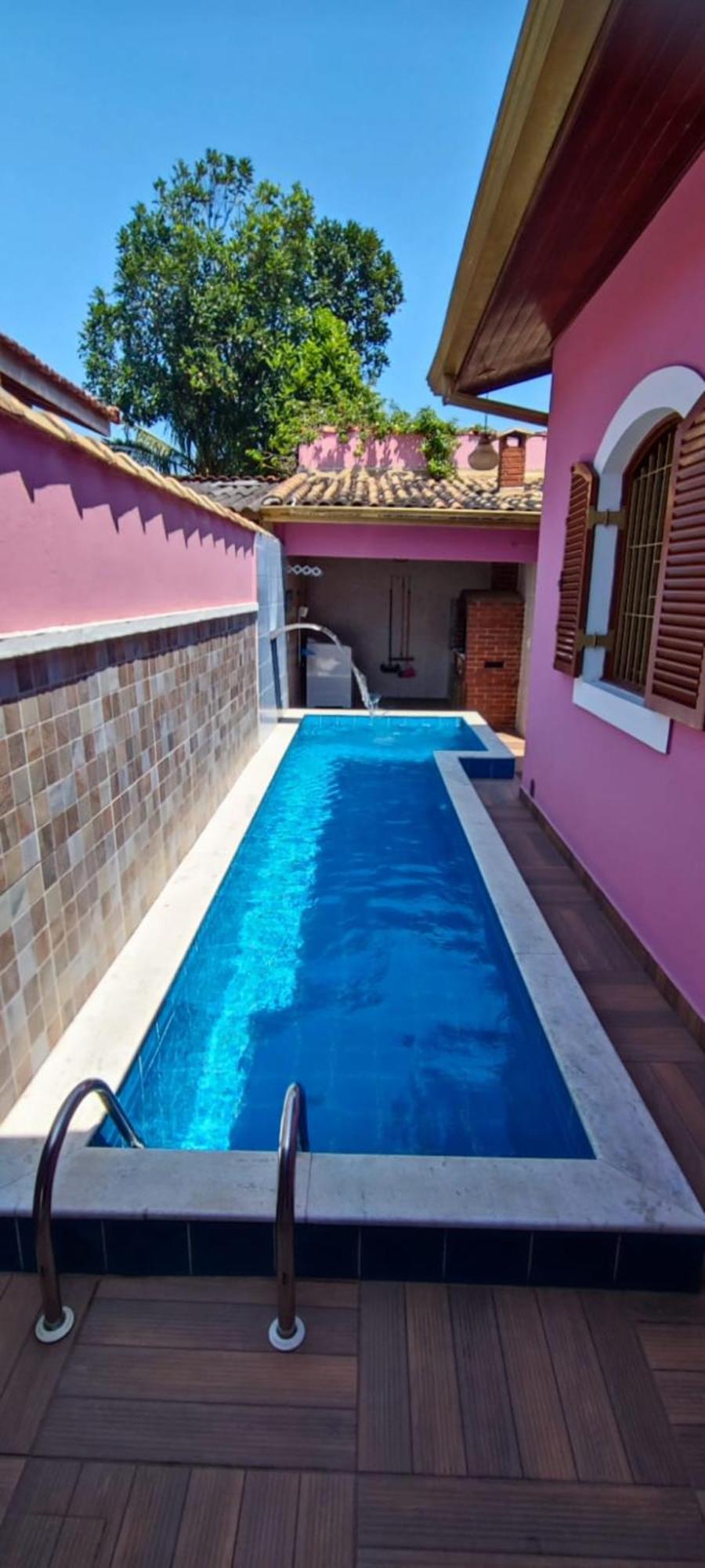 Casa Rosa de Peruíbe - Casa de Temporada 3 dormitórios, 10 hóspedes, piscina, wi-fi, netflix, 800 metros da praia Exterior foto